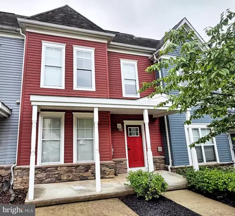 Exterior - 5002 Kimi Gray Ct SE, Washington, DC 20019 photo 1 of 1