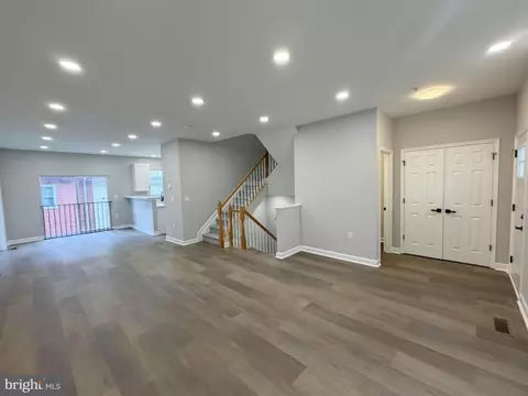 Entry Way - 5002 Kimi Gray Ct SE, Washington, DC 20019 photo 2 of 3
