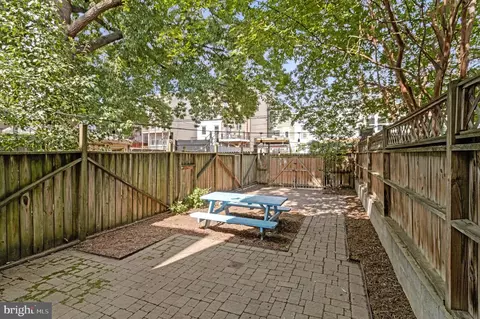 Exterior - 822 5th St NE, Washington, DC 20002 photo 5 of 6