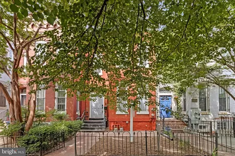 Exterior - 822 5th St NE, Washington, DC 20002 photo 1 of 6