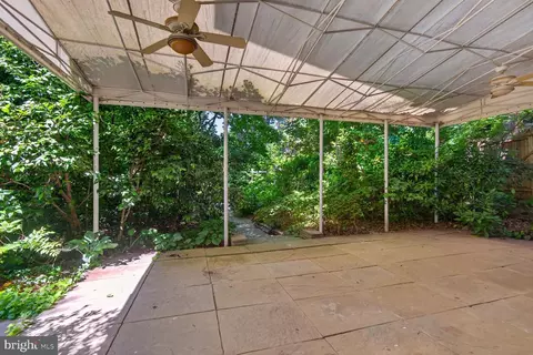 1656 Foxhall Rd NW, Washington, DC 20007 photo 3