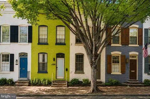 1062 1064 Thomas Jefferson St NW, Washington, DC 20007