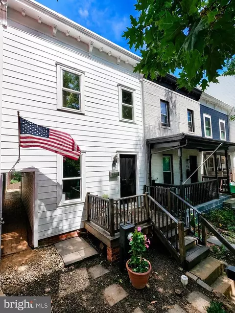 914 15th St SE, Washington, DC 20003