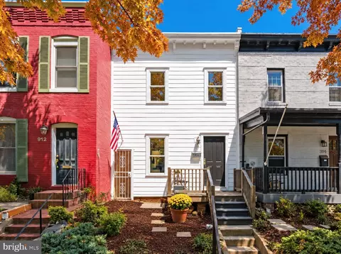 914 15th St SE, Washington, DC 20003