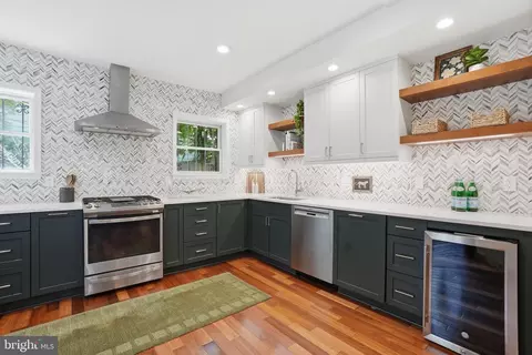 Kitchen - 723 L St NE, Washington, DC 20002 photo 1 of 2