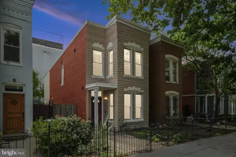 Exterior - 723 L St NE, Washington, DC 20002 photo 6 of 6