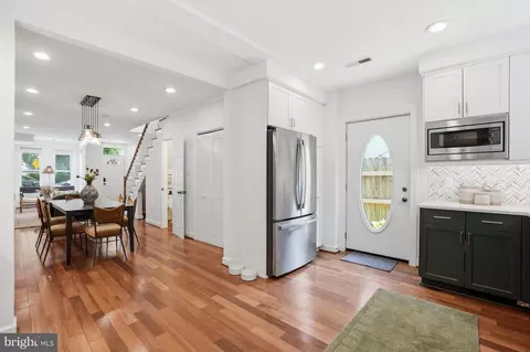 Other - 723 L St NE, Washington, DC 20002 photo 3 of 5