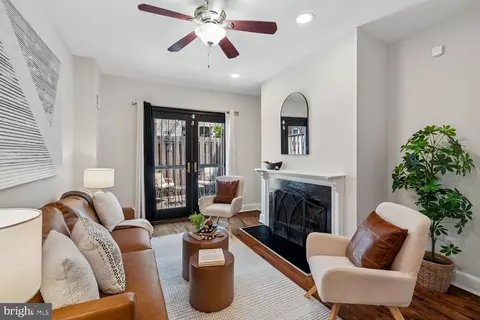 1652 Kramer St NE, Washington, DC 20002