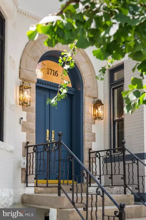 1716 Swann St NW, Washington, DC 20009