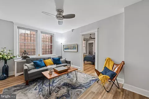 414 Seward Sq SE #104, Washington, DC 20003