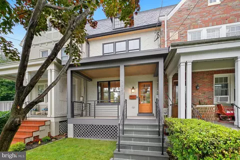 3823 Benton NW, Washington, DC 20007
