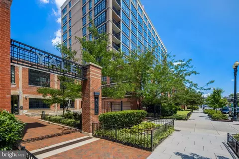 437 New York Ave NW #220, Washington, DC 20001