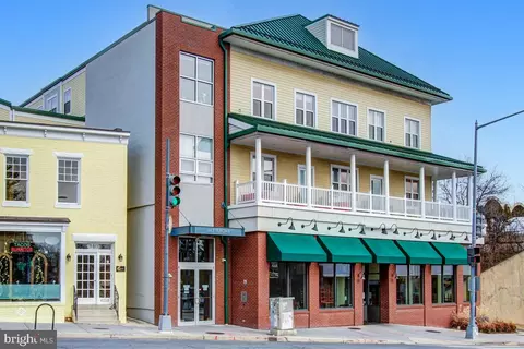343 Cedar St NW #316, Washington, DC 20012