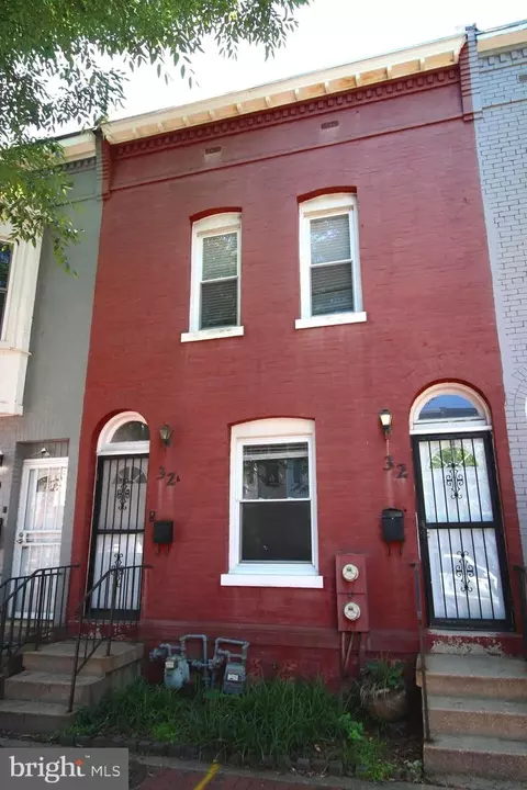 32 Bates St NW, Washington, DC 20001