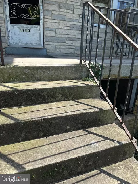 Exterior - 1705 M St NE, Washington, DC 20002 photo 2 of 4