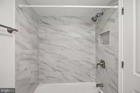 Bath - 329 18th Pl NE, Washington, DC 20002 photo 5 of 6