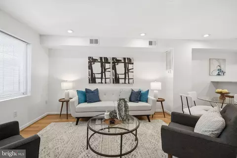 Living - 329 18th Pl NE, Washington, DC 20002 photo 2 of 2