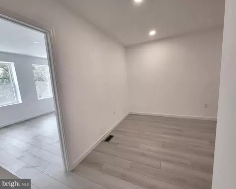 Entry Way - 562 24th St NE, Washington, DC 20002 photo 5 of 12