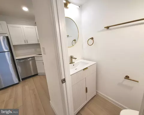 Other - 562 24th St NE, Washington, DC 20002 photo 2 of 22