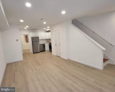Living - 562 24th St NE, Washington, DC 20002 photo 1 of 1