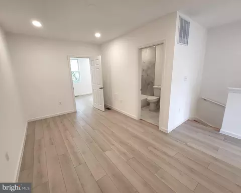Entry Way - 562 24th St NE, Washington, DC 20002 photo 6 of 12