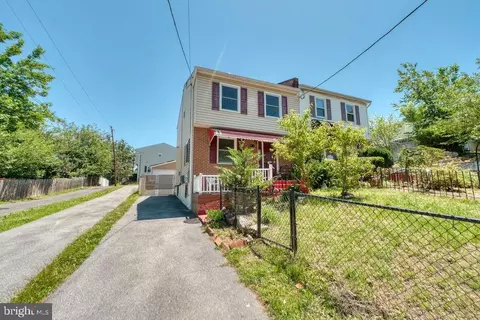 4903 8th St NE, Washington, DC 20017