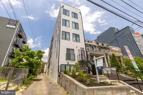 623 Kennedy St NW #8, Washington, DC 20011