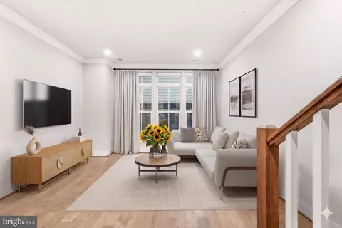 7227 NW Georgia Ave NW #17-B, Washington, DC 20012
