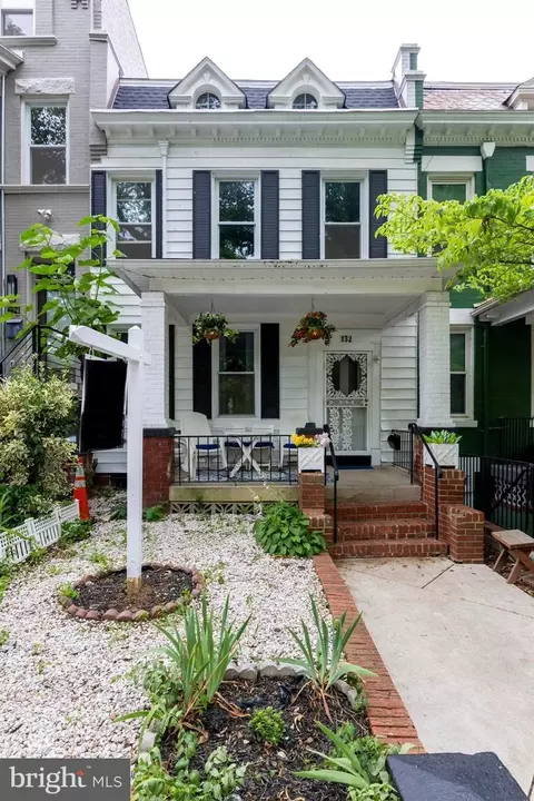 132 Bryant St NW, Washington, DC 20001