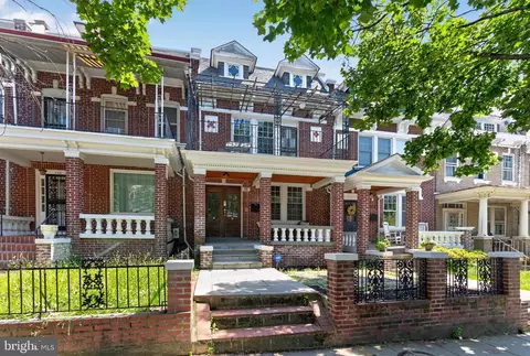 722 Otis Pl NW, Washington, DC 20010