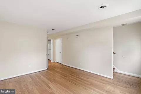 Living - 1235 16th St NE, Washington, DC 20002 photo 8 of 11