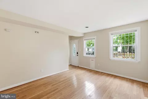 Living - 1235 16th St NE, Washington, DC 20002 photo 7 of 11