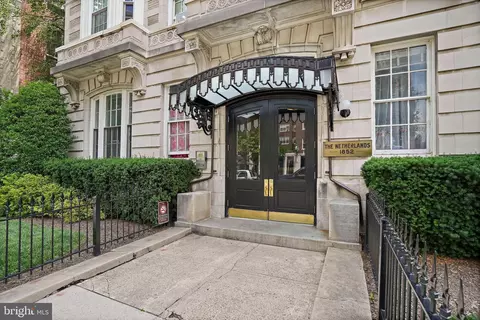 1852 Columbia Rd NW #401, Washington, DC 20009