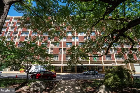 800 4th St SW #N609, Washington, DC 20024