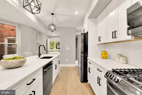 Entry Way - 26 Todd Pl NE #2, Washington, DC 20002 photo 2 of 6