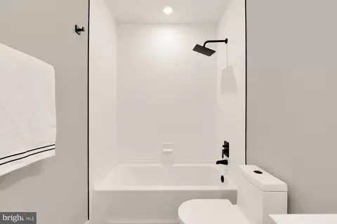 Bath - 26 Todd Pl NE #2, Washington, DC 20002 photo 4 of 4