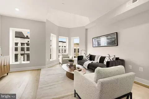 Living - 26 Todd Pl NE #2, Washington, DC 20002 photo 2 of 6