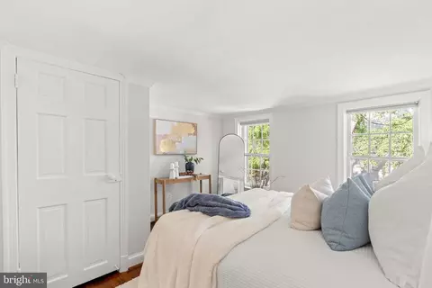 Bedroom - 1333 27th St NW, Washington, DC 20007 photo 6 of 7