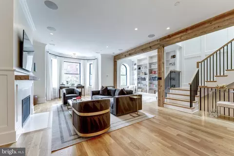 Living - 1327 R St NW #2, Washington, DC 20009 photo 2 of 3