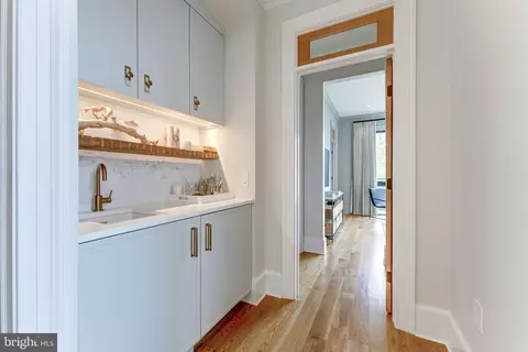 Entry Way - 1327 R St NW #2, Washington, DC 20009 photo 3 of 4