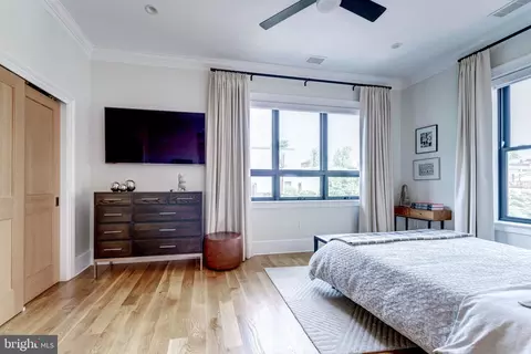 Bedroom - 1327 R St NW #2, Washington, DC 20009 photo 2 of 5