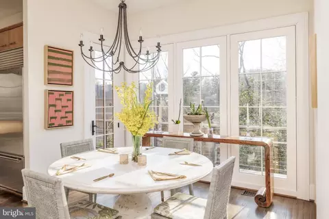 Dining - 4841 Kemble Pl NW, Washington, DC 20007 photo 3 of 3