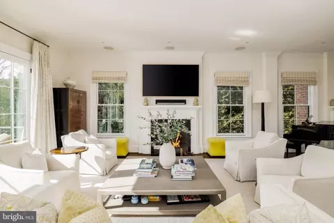 Living - 4841 Kemble Pl NW, Washington, DC 20007 photo 3 of 3