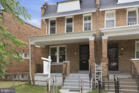 1715 17th St SE, Washington, DC 20020