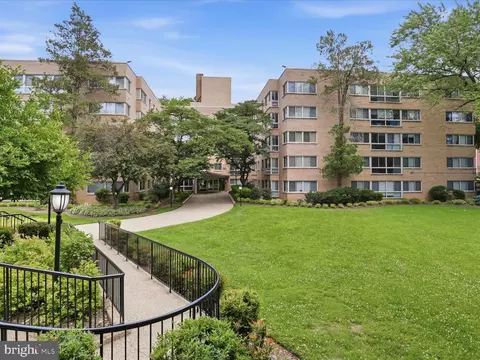 6445 Luzon Ave NW #409, Washington, DC 20012