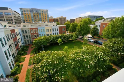 Exterior - 349 L St SE, Washington, DC 20003 photo 1 of 1