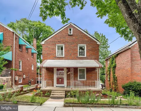 Exterior - 344 Oneida St NE, Washington, DC 20011 photo 2 of 4