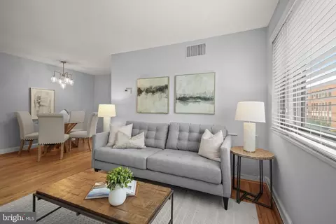 3819 Davis Pl NW #4, Washington, DC 20007