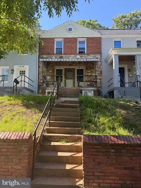 1210 Congress St SE, Washington, DC 20032
