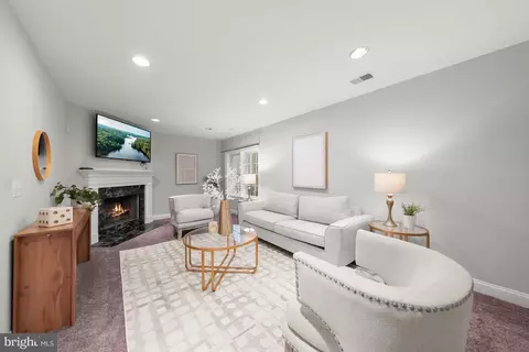Living - 4050 Mansion Dr NW, Washington, DC 20007 photo 2 of 3